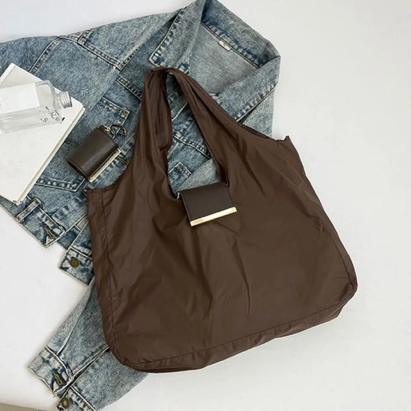 Elegante faltbare Schlüsselanhänger-Tasche